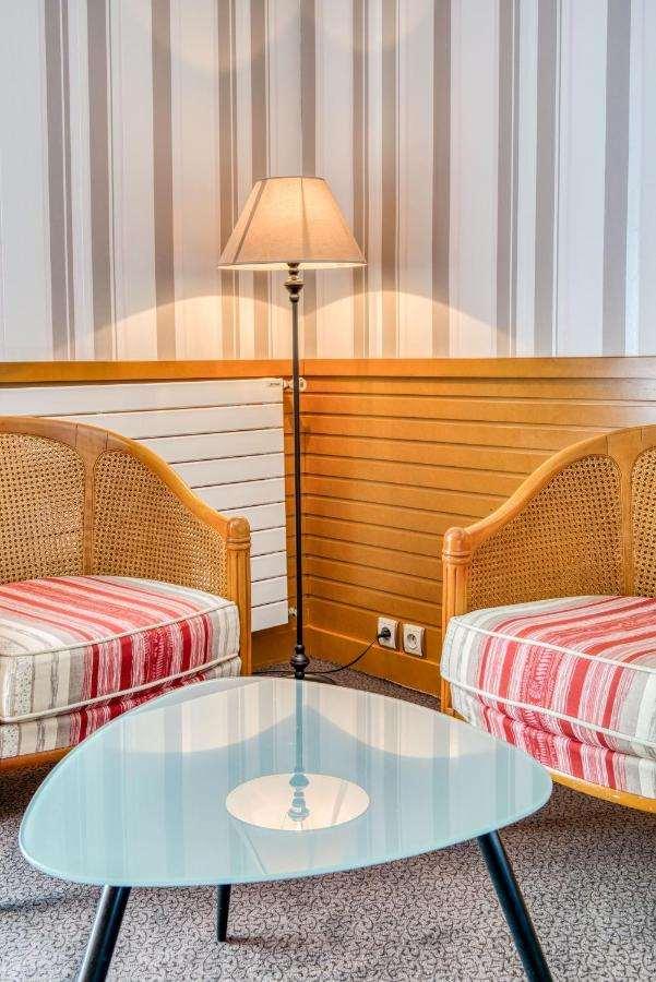 Hotel Le Berry Saint-Nazaire Habitación foto