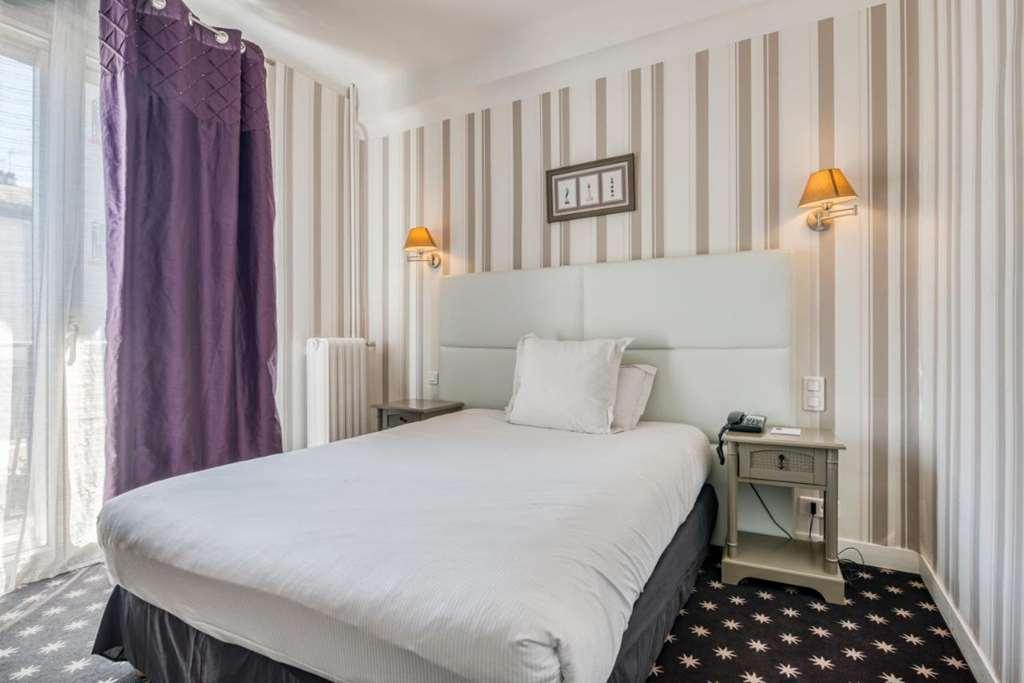 Hotel Le Berry Saint-Nazaire Habitación foto